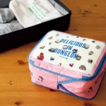 『レタスクラブ』と『ダンジョン飯』がコラボ！2026年3月増刊号の特別付録はオリジナル圧縮収納ポーチ